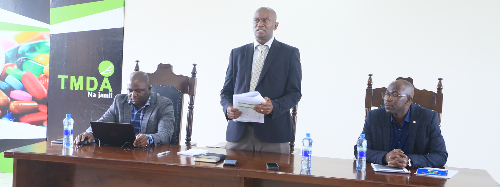 First slide [1600x600]