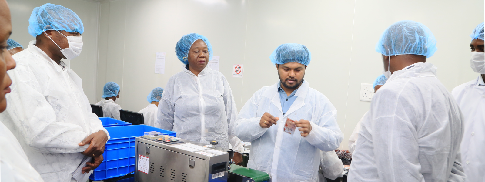 First slide [1600x600]