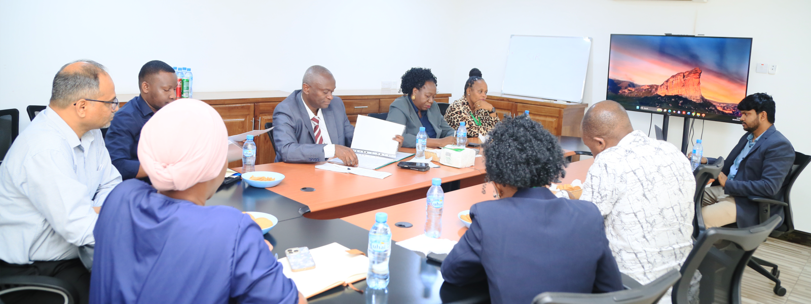 First slide [1600x600]