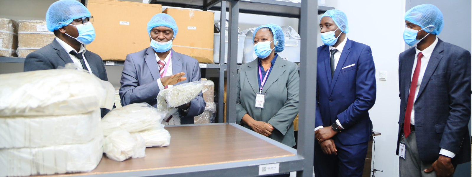 First slide [1600x600]