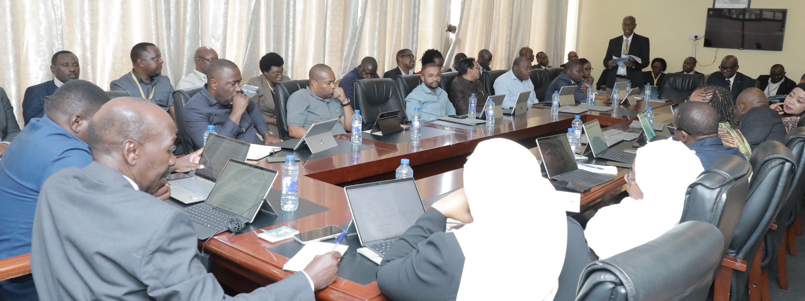 First slide [1600x600]