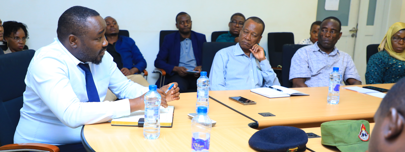 First slide [1600x600]