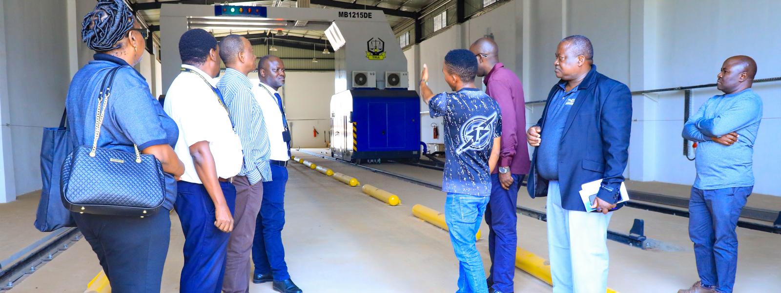 First slide [1600x600]