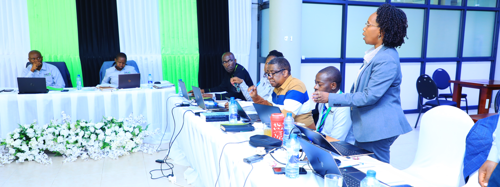 First slide [1600x600]