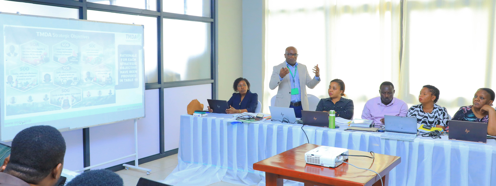 First slide [1600x600]