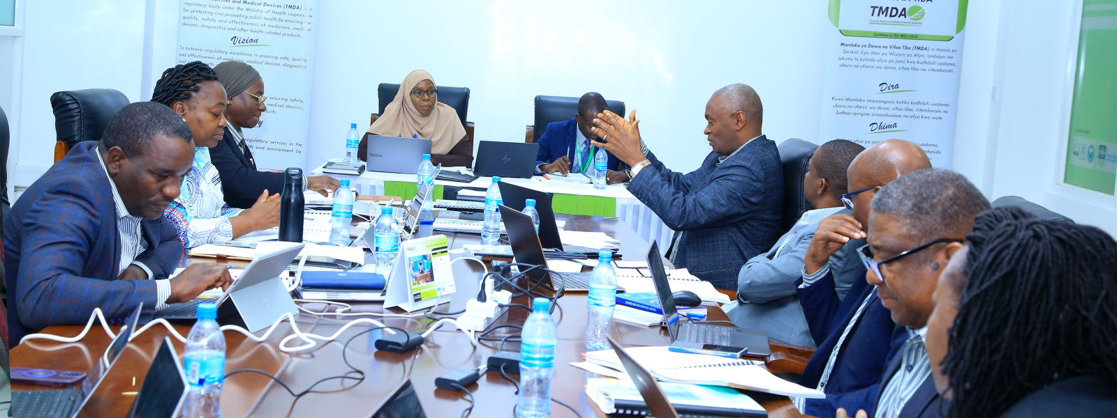 First slide [1600x600]