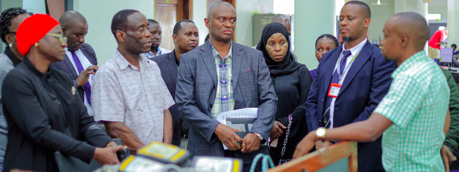 First slide [1600x600]