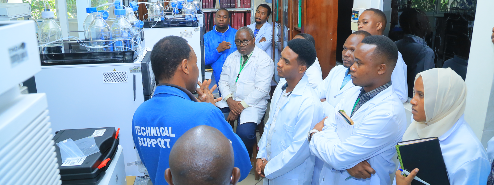 First slide [1600x600]