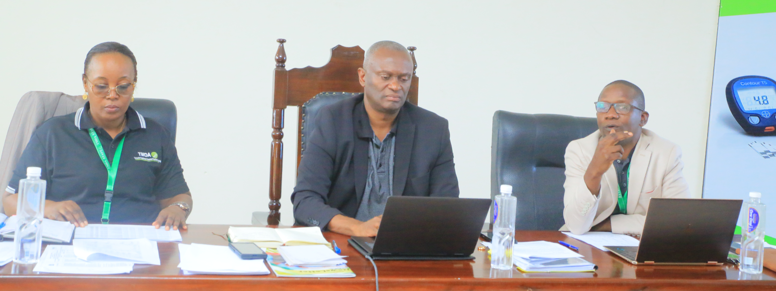 First slide [1600x600]